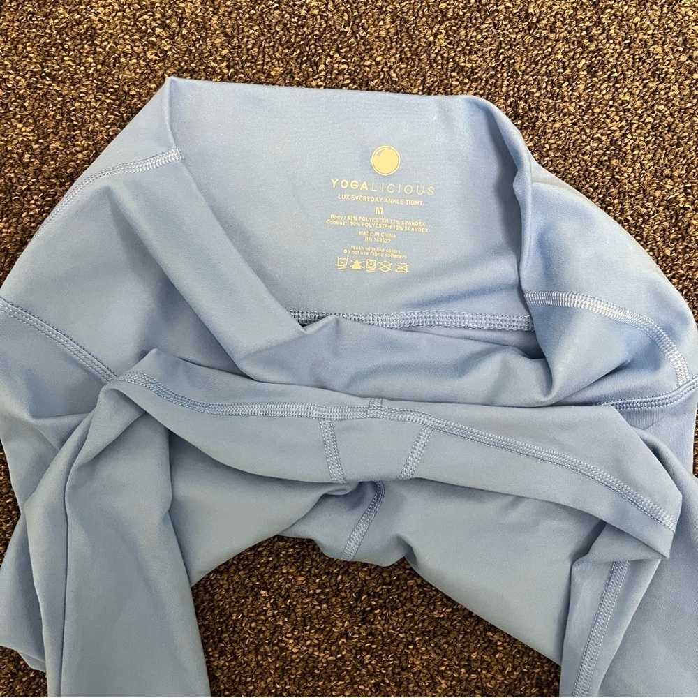Yogalicious Sky Blue Leggings - Picture 8 of 8